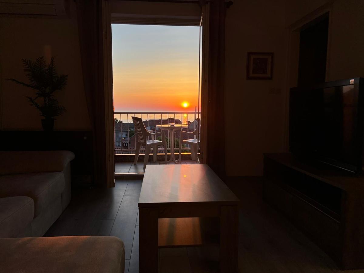Apartment Sea View